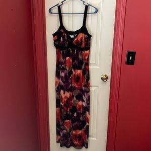 Fun print summer dress. Very comfortable